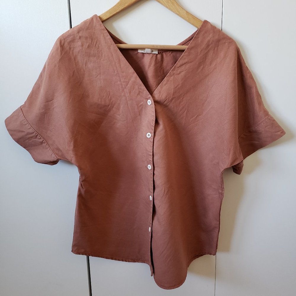 VETTA Textured Girlfriend Shirt - Size M